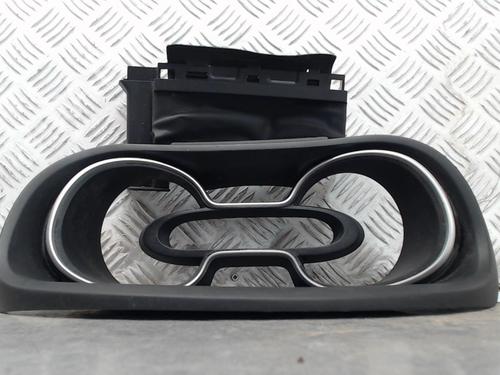 Used Instrument cluster RENAULT TRAFIC III Van (FG_) 2.0 dCi 145 (FGML) (145 hp) 23834456