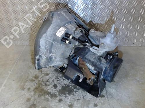 Used Gearbox Gearbox FORD FIESTA V (JH_, JD_) 1.3 (69 hp) 23055133 23055133