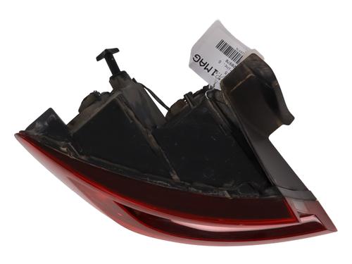 Left taillight RENAULT MEGANE IV Hatchback (B9A/M/N_) 1.5 dCi 110 (B9A3) | BP30862253C34 