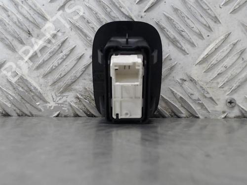 Used Right rear window switch Right rear window switch PEUGEOT 2008 I (CU_) 1.2 THP 110 / PureTech 110 (110 hp) 23834879 23834879