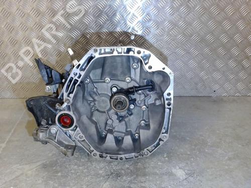 Used Gearbox Gearbox RENAULT TWINGO II (CN0_) 1.5 dCi (CN0E) (64 hp) 23057504 23057504