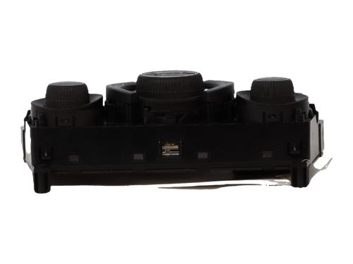 Used Climate control Climate control 38635182 38635182
