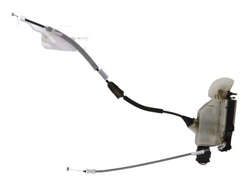 front-left-lock-ds-ds-4-ds-4-crossback-nx_-2015-2016-2017-2018-29585401 main image