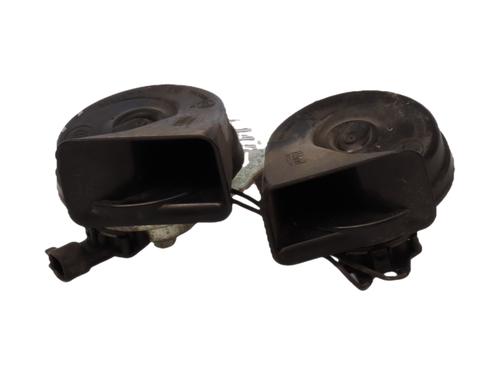 horn-alfa-romeo-mito-955_-2008-2009-2010-2011-2012-2013-2014-2015-2016-2017-2018-36355580 main image