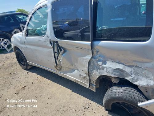 Faro derecho CITROËN BERLINGO / BERLINGO FIRST Box Body/MPV (M_) 2.0 HDI 90 (MBRHY, MCRHY) | BP28457046C29 