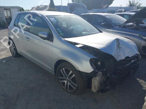 Windscreen washer tank VW GOLF VI (5K1) 2.0 TDI | BP23054544C113 