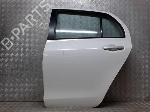 Used Left rear door TOYOTA YARIS (_P9_) 1.4 D-4D (NLP90_, NLP90R) (90 hp) 23058738