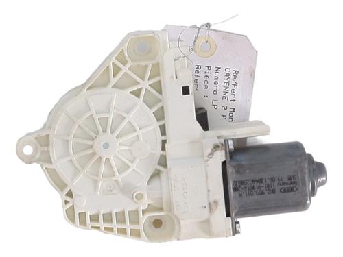 Used Right rear window motor Right rear window motor PORSCHE CAYENNE (92A) 3.0 Diesel (239 hp) 29161943 29161943