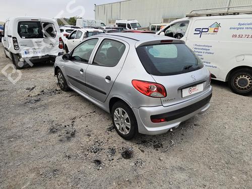 Right taillight PEUGEOT 206+ (2L_, 2M_) 1.4 HDi eco 70 | BP23059111C35 