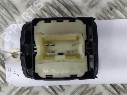 Used Right front window switch Right front window switch MERCEDES-BENZ B-CLASS Sports Tourer (W245) B 200 CDI (245.208) (140 hp) 23059927 23059927