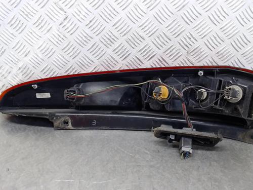 Farolim esquerdo Farolim esquerdo FORD FIESTA V (JH_, JD_) 1.6 TDCi (90 hp) 23056819 23056819