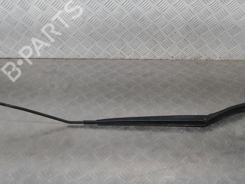 Used Front windshield wiper arm RENAULT CLIO IV (BH_) 1.5 dCi 75 (75 hp) 23059862