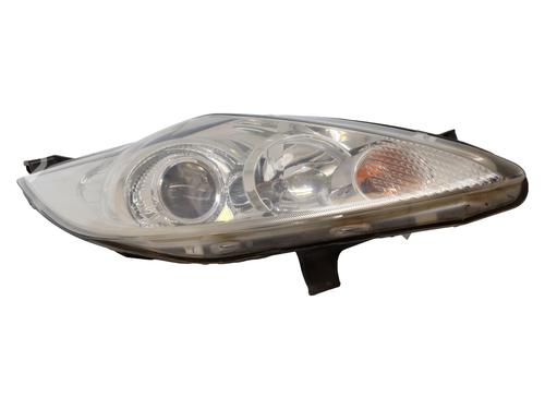 Used Right headlight FORD FIESTA VI (CB1, CCN) 1.4 TDCi (70 hp) 29756549