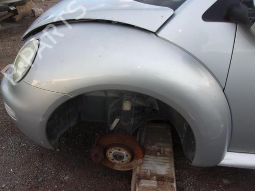 Used Left front fenders VW NEW BEETLE Convertible (1Y7) 1.6 (102 hp) 23060142