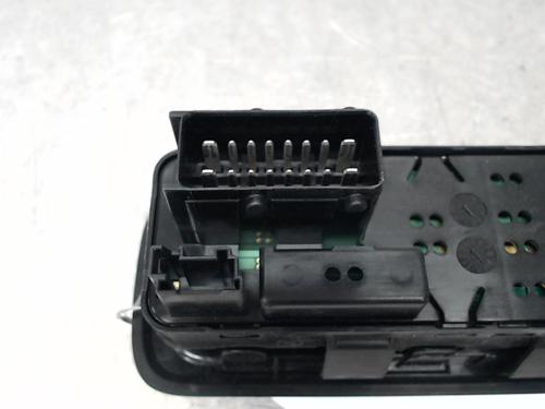 Left front window switch CITROËN C3 II (SC_) 1.6 HDi | BP23054569I27 - Image 2