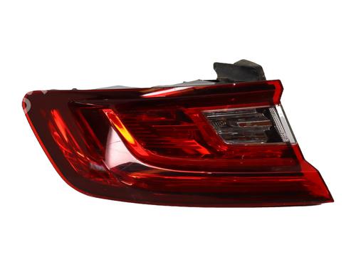 Used Left taillight RENAULT MEGANE IV Hatchback (B9A/M/N_) 1.5 dCi 110 (B9A3) (110 hp) 30862253