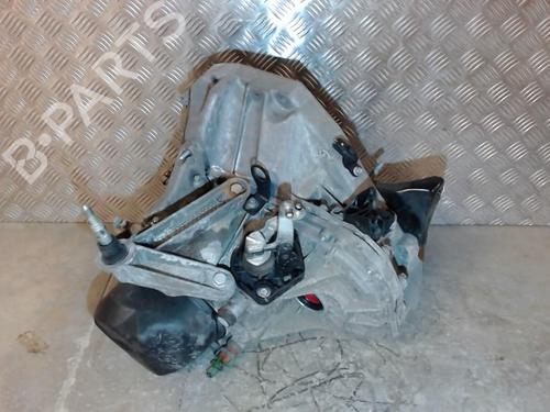 Used Gearbox RENAULT CLIO III (BR0/1, CR0/1) 1.5 dCi (BR17, CR17) (86 hp) 23057428