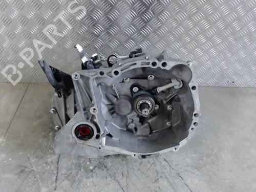 Used Gearbox Gearbox RENAULT CLIO III (BR0/1, CR0/1) 1.2 16V (BR02, BR0J, BR11, CR02, CR0J, CR11) (75 hp) 23054813 23054813