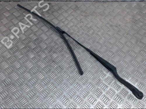 Used Front windshield wiper arm MERCEDES-BENZ C-CLASS (W204) C 220 CDI (204.002) (170 hp) 23061443