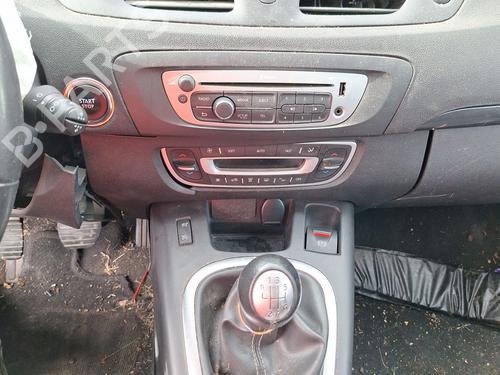 Left taillight RENAULT SCÉNIC III (JZ0/1_) 1.5 dCi | BP23835660C34 