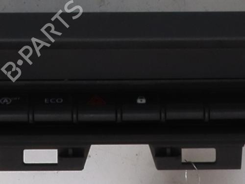 Middle console RENAULT MASTER III Van (FV) 2.3 dCi 145 FWD (FV0E, FV0F, FV0H, FV02, FV0M, FV0S,... | BP37741146I22 - Image 2