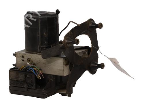 Used ABS pump ABS pump MERCEDES-BENZ SLK (R170) 230 Kompressor (170.447) (193 hp) 33981908 33981908