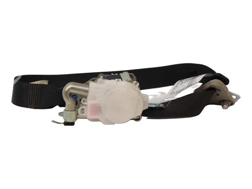 Høyre foran beltestrammer SUZUKI SWIFT IV (FZ, NZ) 1.2 (AZH412, ZC72S) (94 hp) 30862336