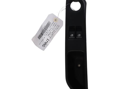 venstre-foran-elrute-bryter-iveco-daily-vi-van-2014-32987602 main image