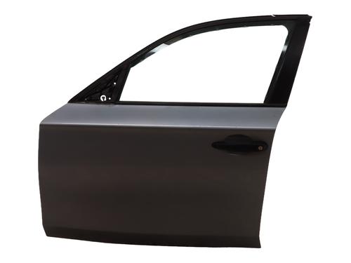 Used Left front door BMW 1 (E87) 118 d (122 hp) 31852420