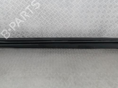 Left sideskirt LAND ROVER RANGE ROVER EVOQUE (L538) 2.0 D 4x4 LR028471