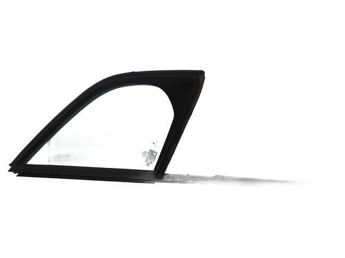 Vidro triangular frente direito Vidro triangular frente direito CITROËN C3 II (SC_) 1.6 BlueHDi 75 (75 hp) 34151990 34151990