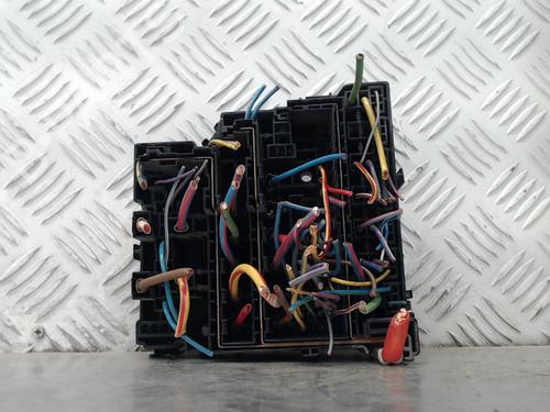 Used Fuse box Fuse box FORD FIESTA VI (CB1, CCN) 1.4 TDCi (70 hp) 23058872 23058872