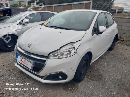 Used Parts PEUGEOT 208 I (CA_, CC_) 1.6 HDi / BlueHDi 75 (75 hp) 4429902
