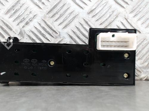 Left front window switch HYUNDAI i30 (FD) 1.6 CRDi | BP23834760I27 
