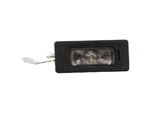 Luce targa VW SHARAN (7N1, 7N2) 2.0 TDI (150 hp) 32360212