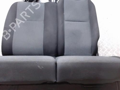 Right front seat RENAULT MASTER III Van (FV) 2.3 dCi 170 FWD (FV0L) | BP23056825C16 - Image 6