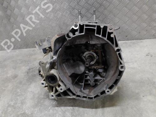 Used Gearbox FIAT QUBO (225_) 1.3 D Multijet (225CXB1A, 225AXB1A, 225CXB11, 225AXB11,... (75 hp) 31852421
