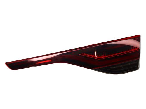 Feu de coffre droit RENAULT MEGANE IV Hatchback (B9A/M/N_) 1.5 Blue dCi 115 (B9A6) (116 hp) 32111905