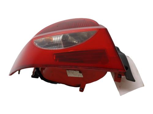 left-taillight-renault-clio-iii-br01-cr01-2005-2006-2007-2008-2009-2010-2011-2012-2013-2014-32304792 main image