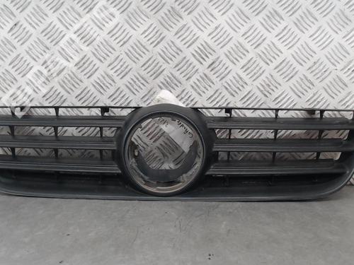Used Grille VW POLO (9N_, 9A_) 1.4 TDI (70 hp) 23835333