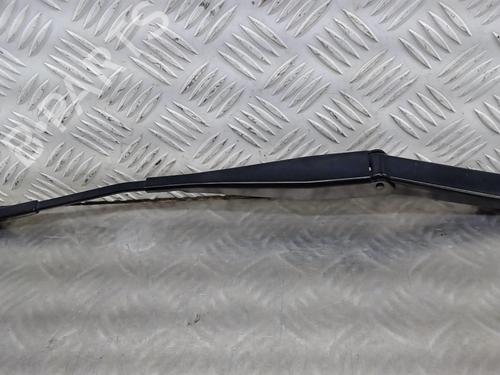 Front windshield wiper arm FORD FIESTA VI (CB1, CCN) 1.0 2026776