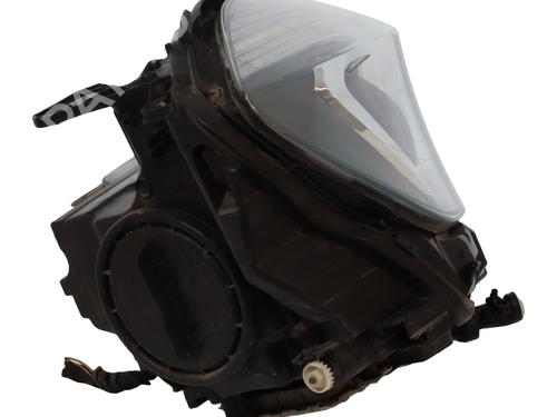 Used Right headlight Right headlight MERCEDES-BENZ A-CLASS (W176) A 180 (176.042) (122 hp) 32339043 32339043