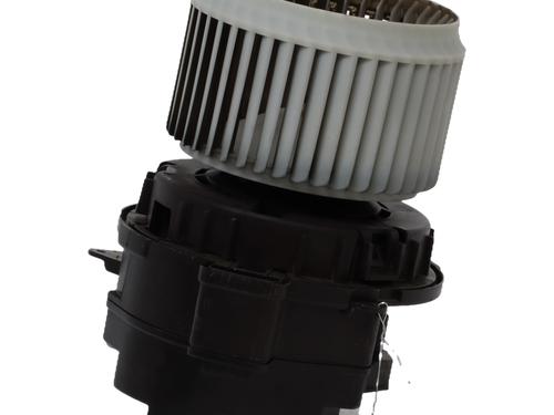 Heater blower motor RENAULT CLIO V (B7_) 1.3 TCe 130 (B7MF) | BP39546139M62 - Image 4