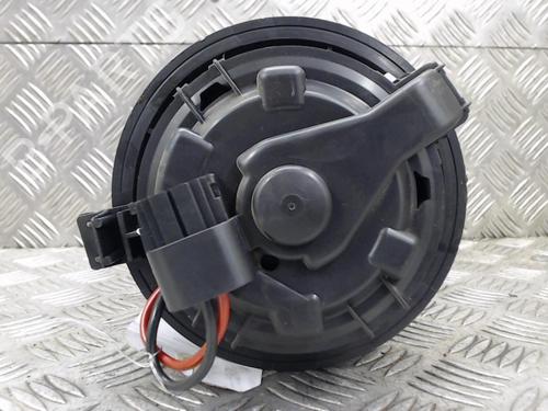 Heater blower motor PEUGEOT 208 I (CA_, CC_) 1.6 HDi | BP23833104M62 