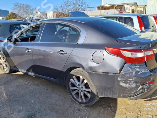 Brugte RENAULT LATITUDE (L70_)  2.0 dCi 175 (L70Y, L734)  4834264