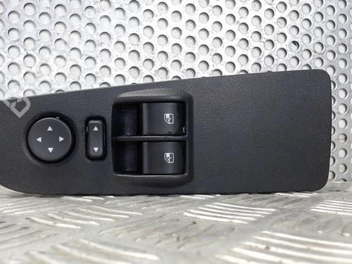 Used Switch FIAT BRAVO II (198_) 1.4 (198AXA1B) (90 hp) 23055663