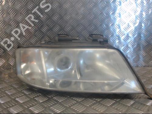 Højre forlygte AUDI A6 C5 (4B2) 2.5 TDI (150 hp) 23056302