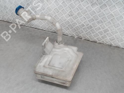 Windscreen washer tank VW GOLF VI (5K1) 2.0 TDI | BP23054544C113 
