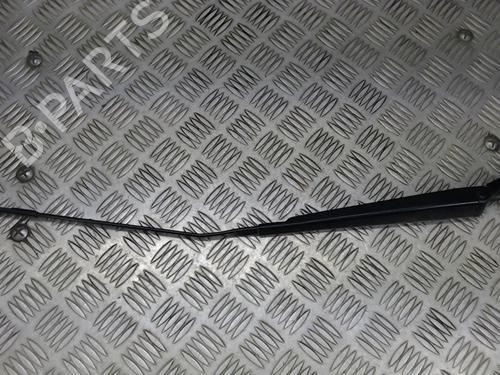 Used Front windshield wiper arm AUDI A3 (8V1, 8VK) 2.0 TDI (150 hp) 23055760