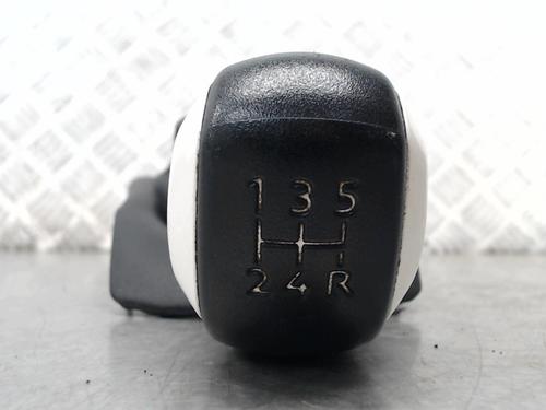 Gear lever PEUGEOT 208 I (CA_, CC_) 1.2 VTi 68 / PureTech 68 | BP23834596M90